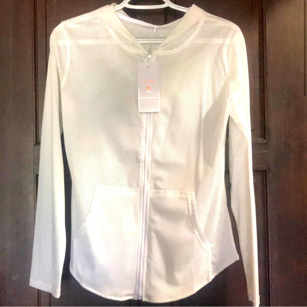 NWT | BuffBunny Spice Jacket | White | Medium